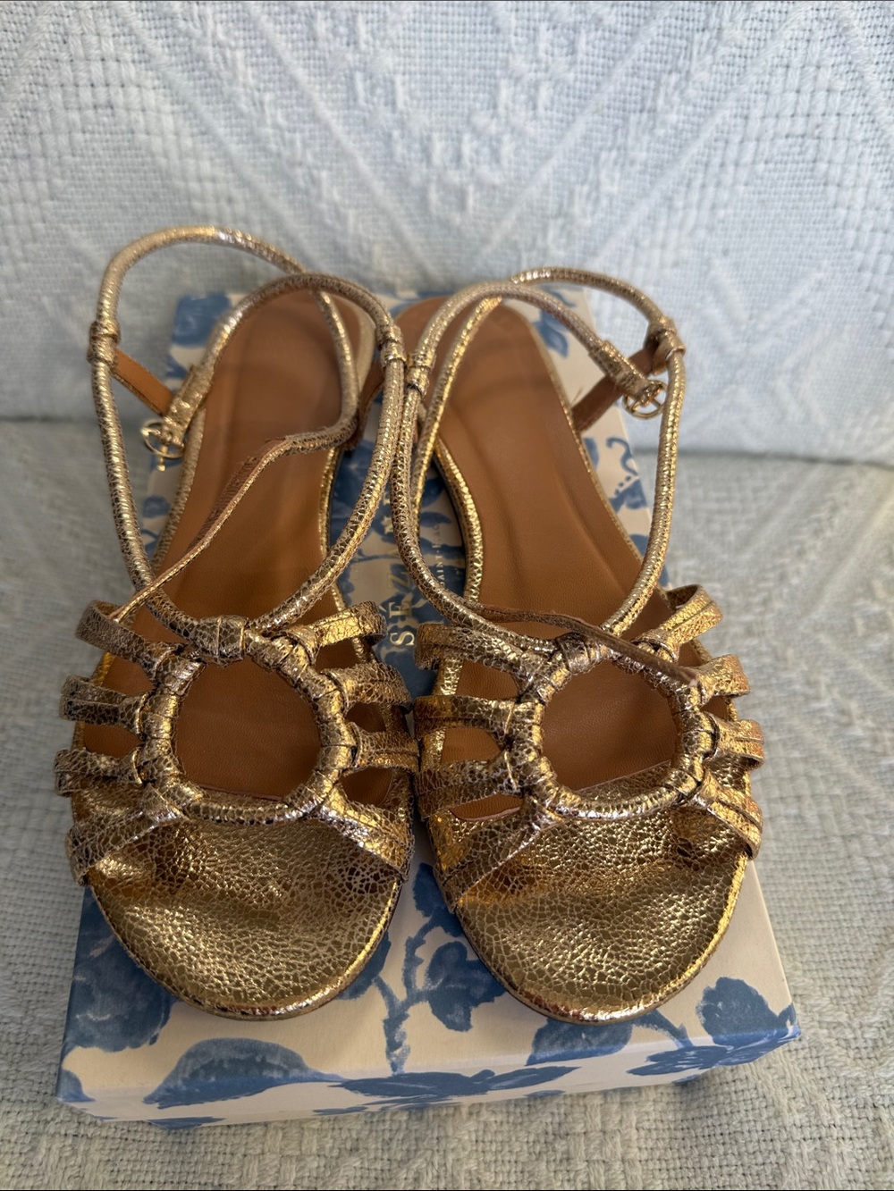 Sezane Gloria Sandals Gold 38 7US